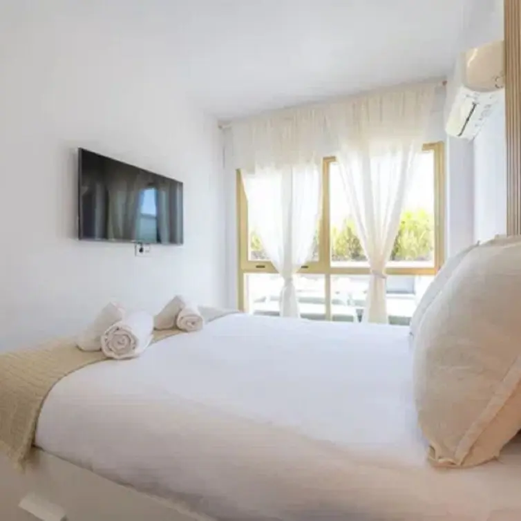 Продажа апартаментов на первом этаже в Elviria