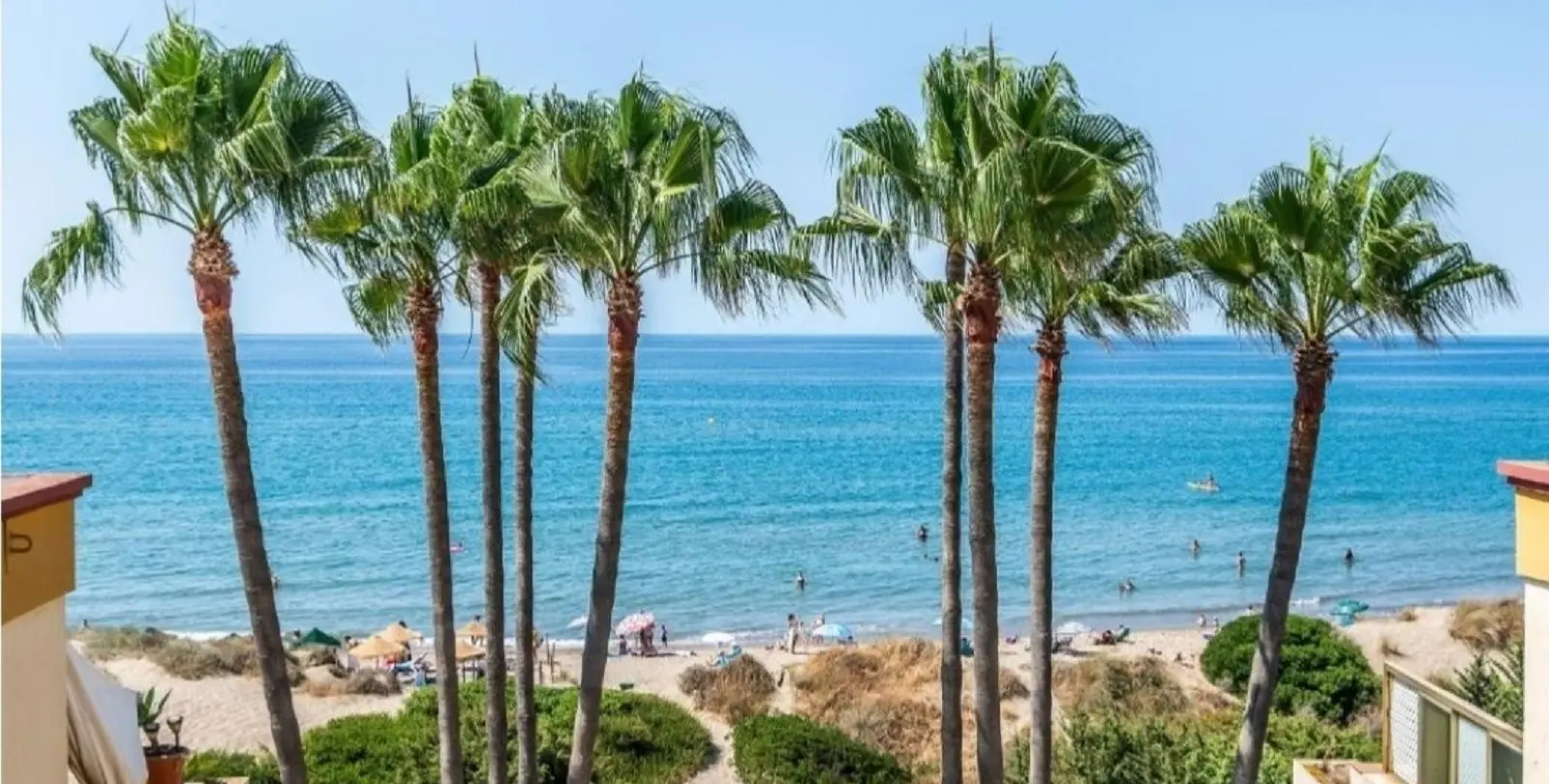 Sale of ground floor apartment in Elviria 12