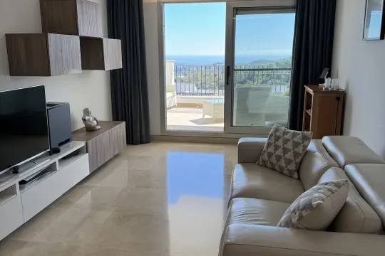 Image 13 thumb