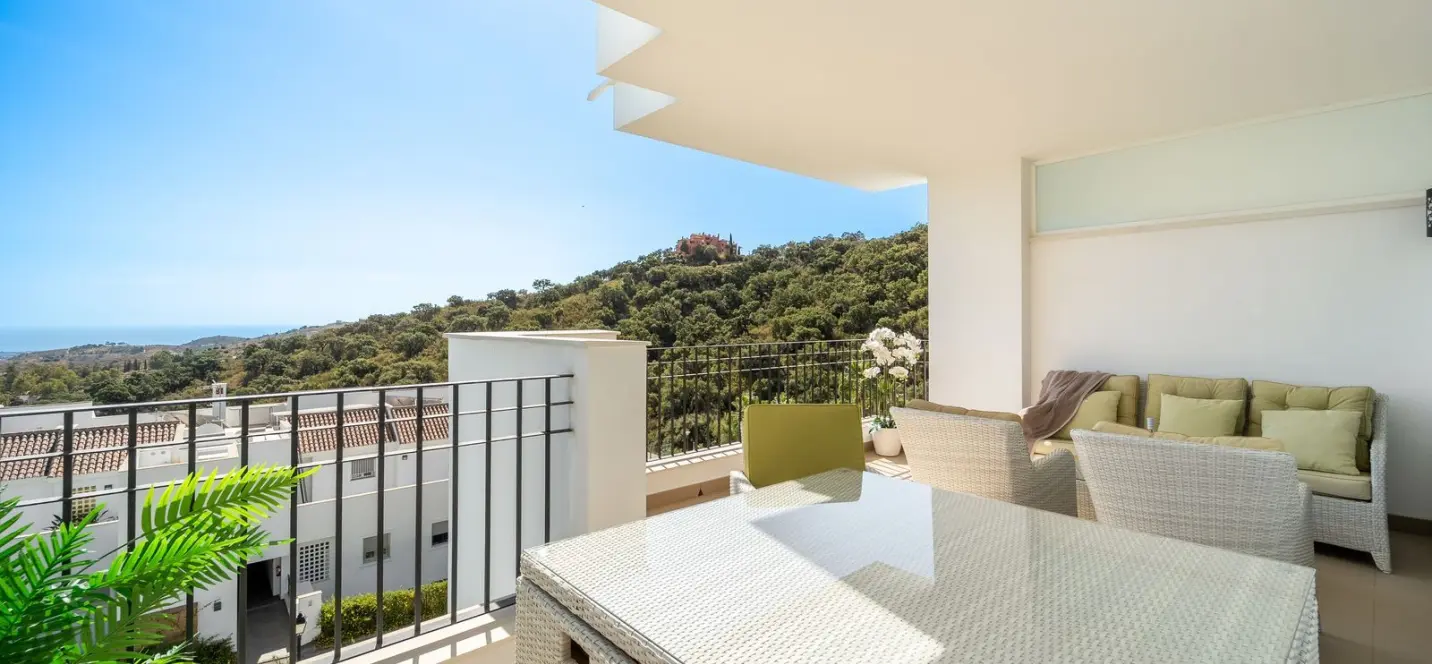 Venta de apartamento en planta media en La Mairena 0