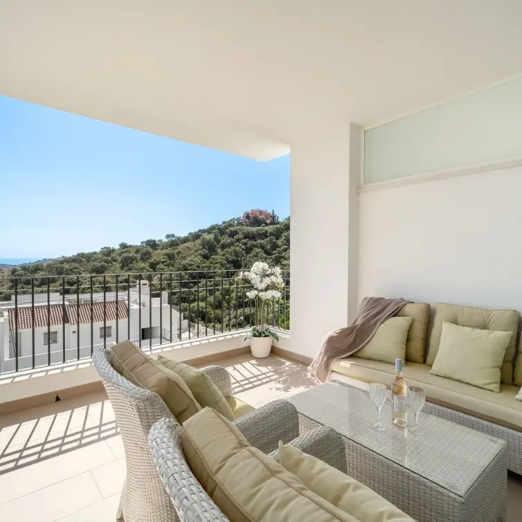 Venta de apartamento en planta media en La Mairena