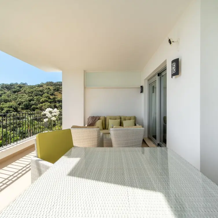 Venta de apartamento en planta media en La Mairena