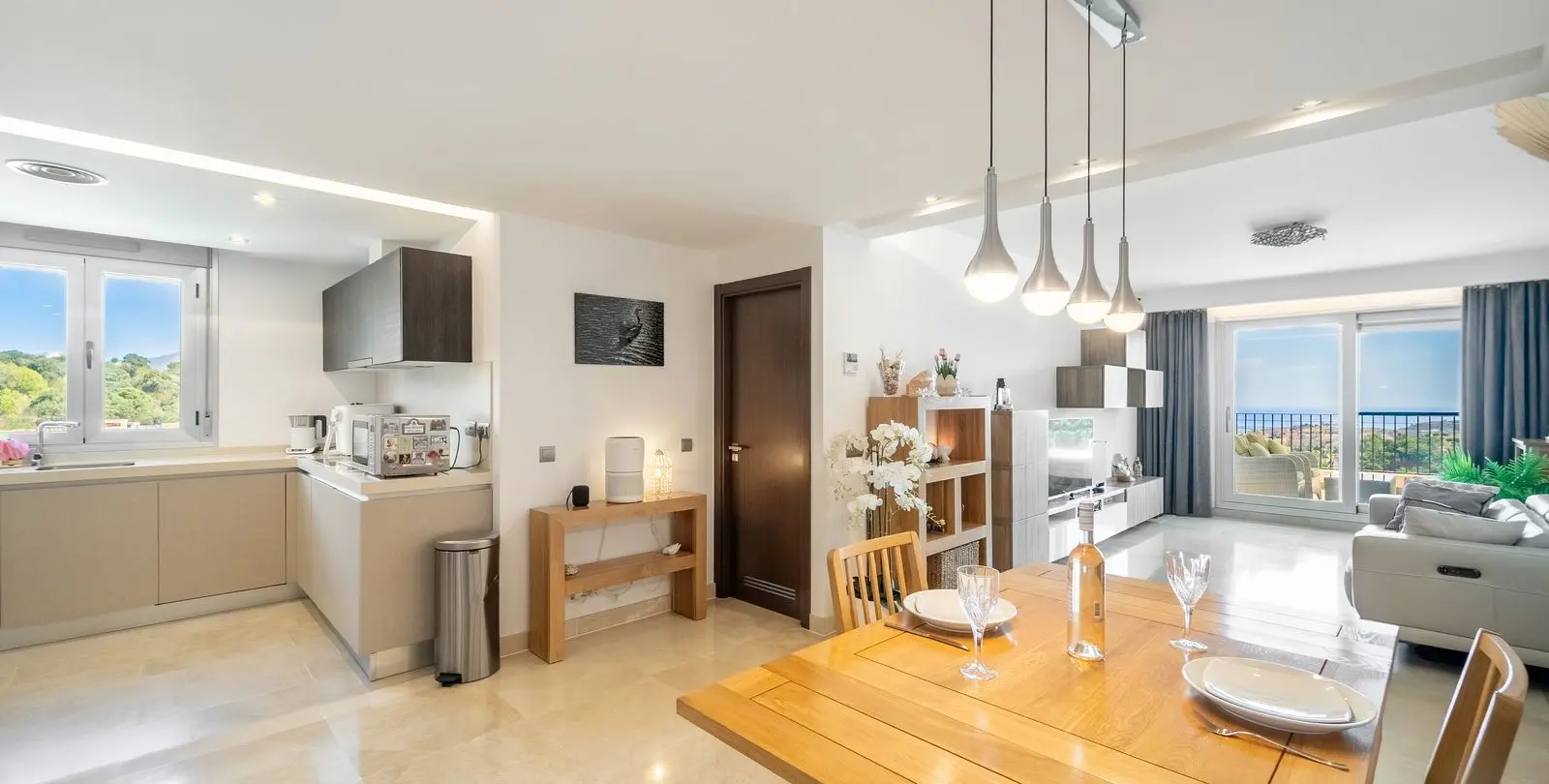 Venta de apartamento en planta media en La Mairena 10