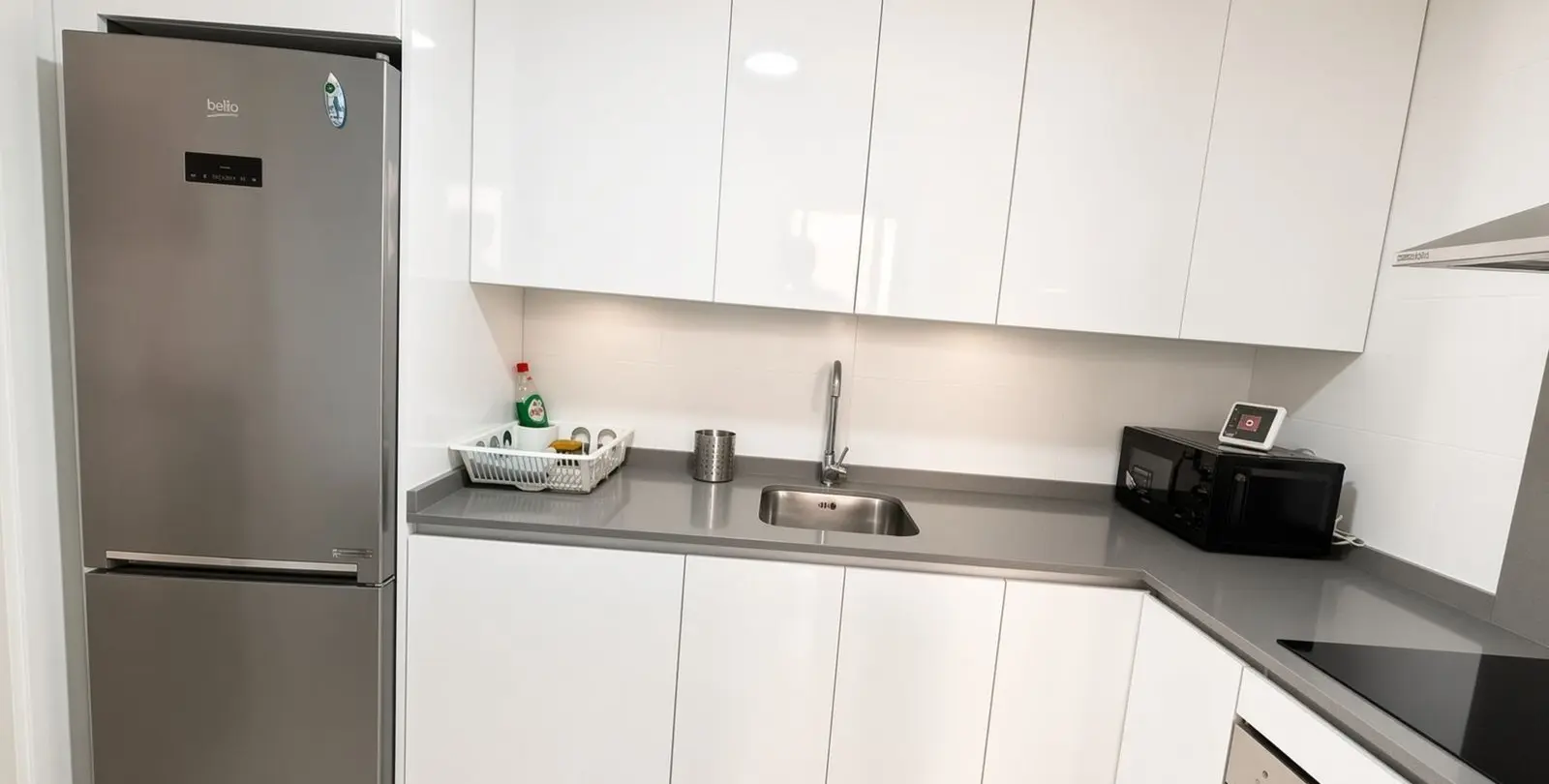 Sale of middle floor apartment in La Campana 9