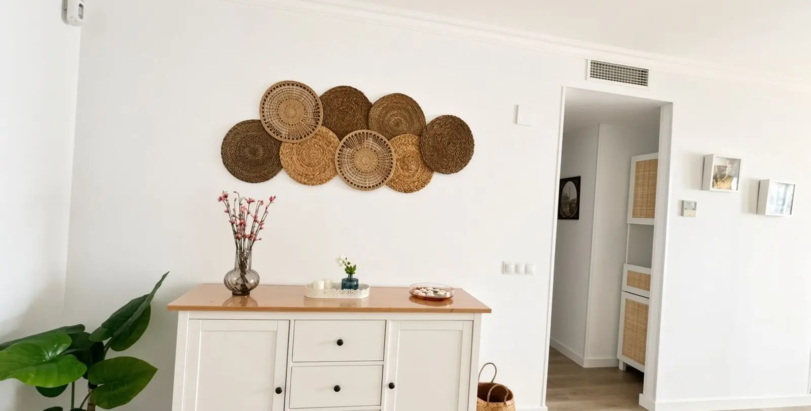 Sale of middle floor apartment in La Campana 34