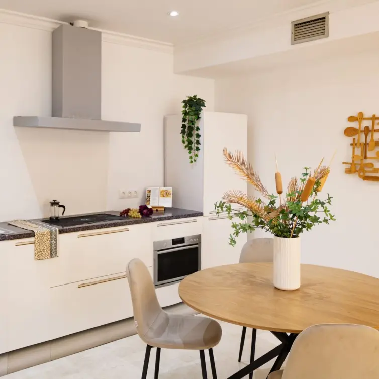 Sale of ground floor apartment in Puerto Banús