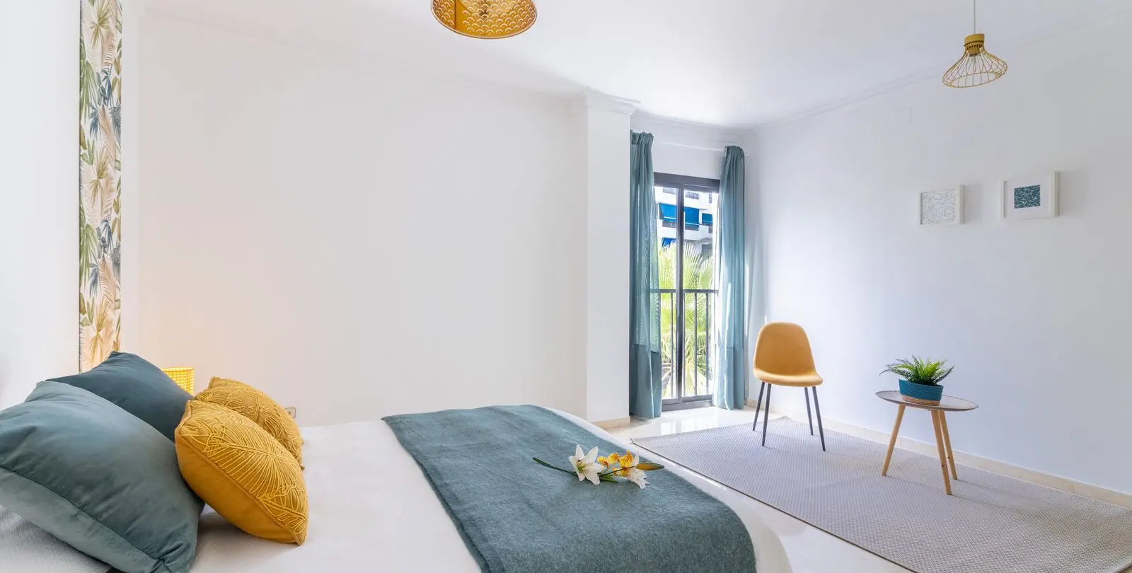 Sale of ground floor apartment in Puerto Banús 9