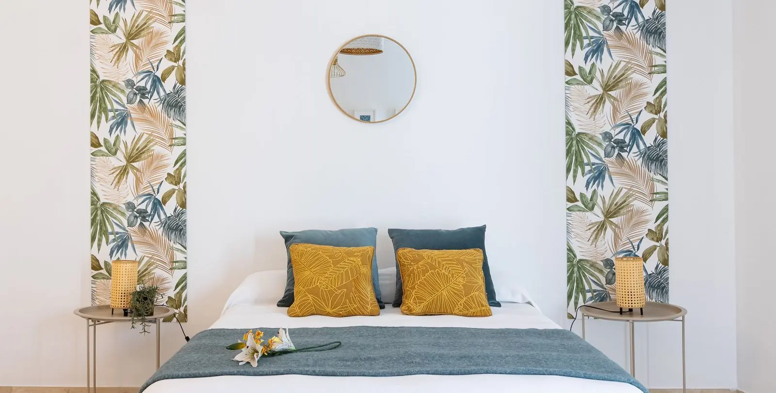 Sale of ground floor apartment in Puerto Banús 10