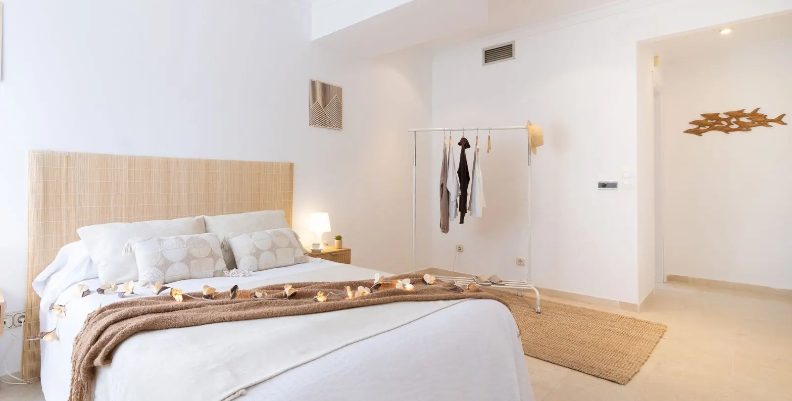 Sale of ground floor apartment in Puerto Banús 14