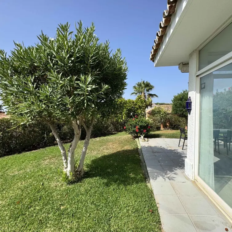 Venta de villa independiente en Torrenueva