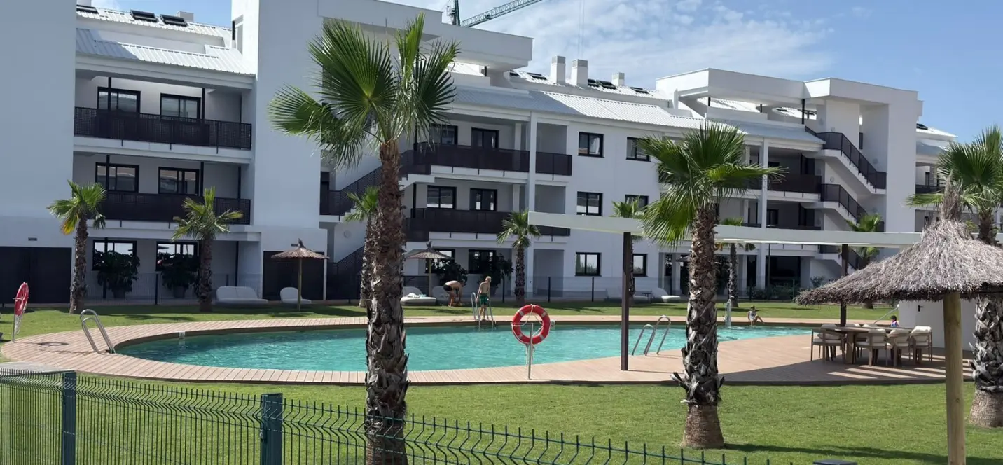 Venta de apartamento en planta baja en Fuengirola 0