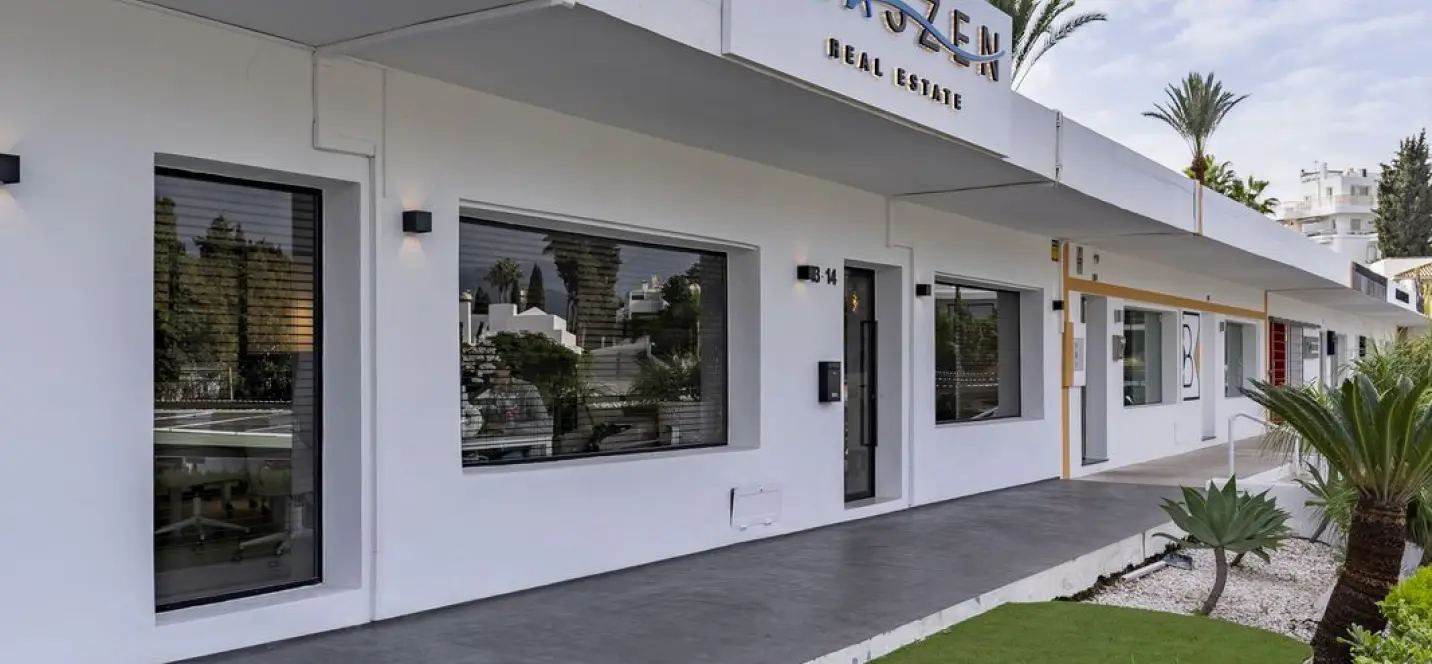 Sale of office in Guadalmina Alta 0