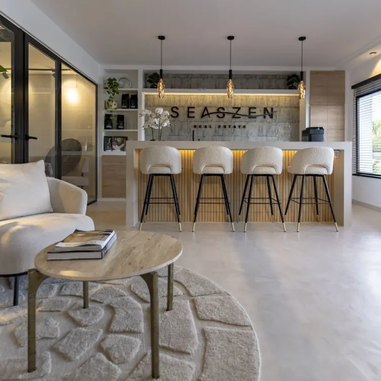 Sale of office in Guadalmina Alta