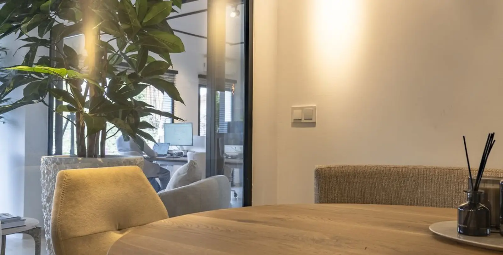 Sale of office in Guadalmina Alta 15