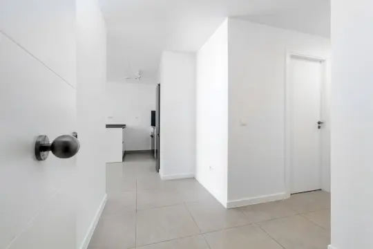 Image 7 thumb