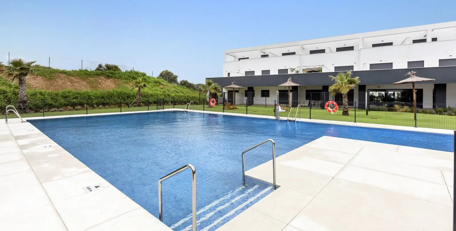 Продажа пентхауса в Estepona 18