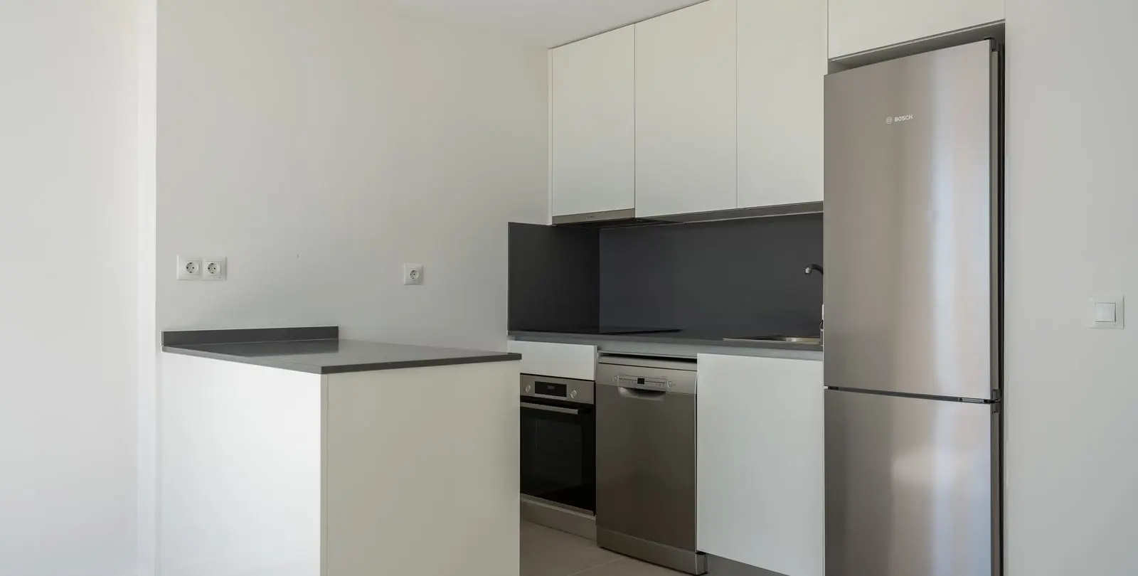 Sale of penthouse in Estepona 9