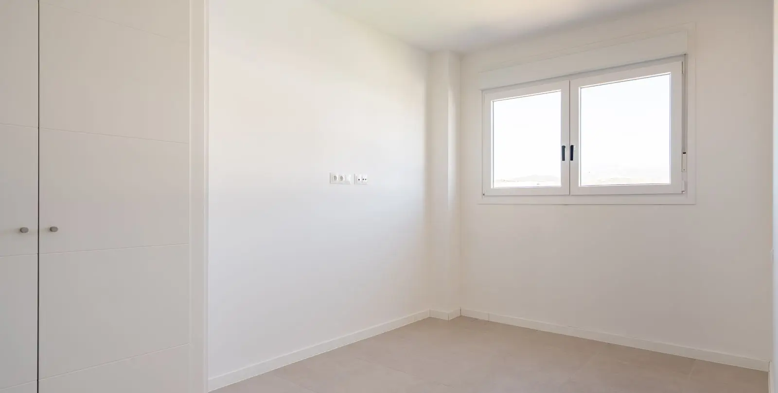Sale of penthouse in Estepona 14