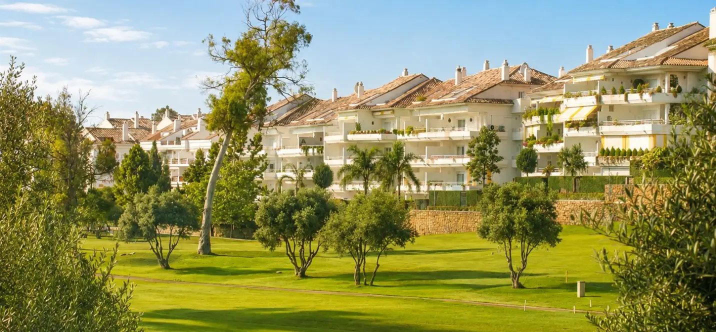 Sale of penthouse duplex in Guadalmina Baja 0