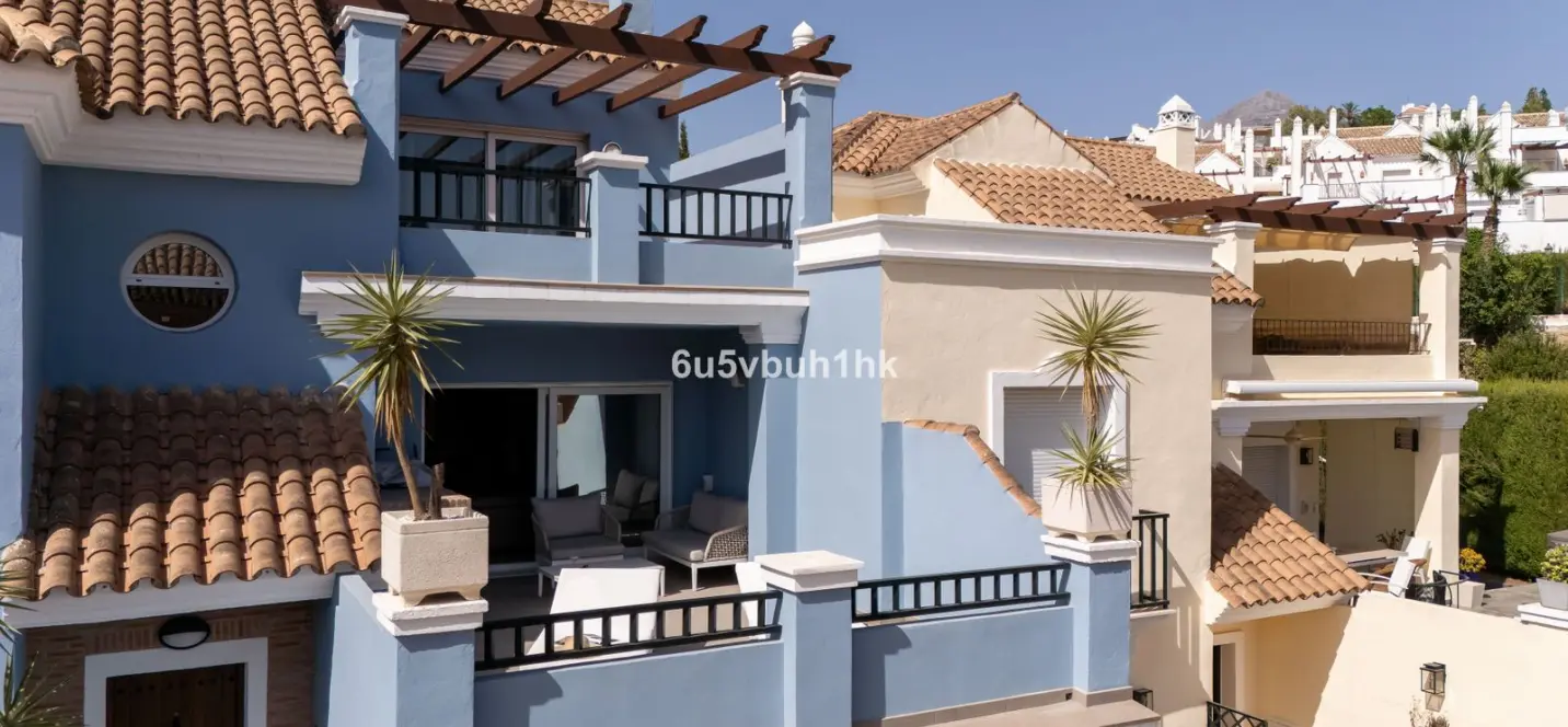 Sale of townhouse in Nueva Andalucía 1