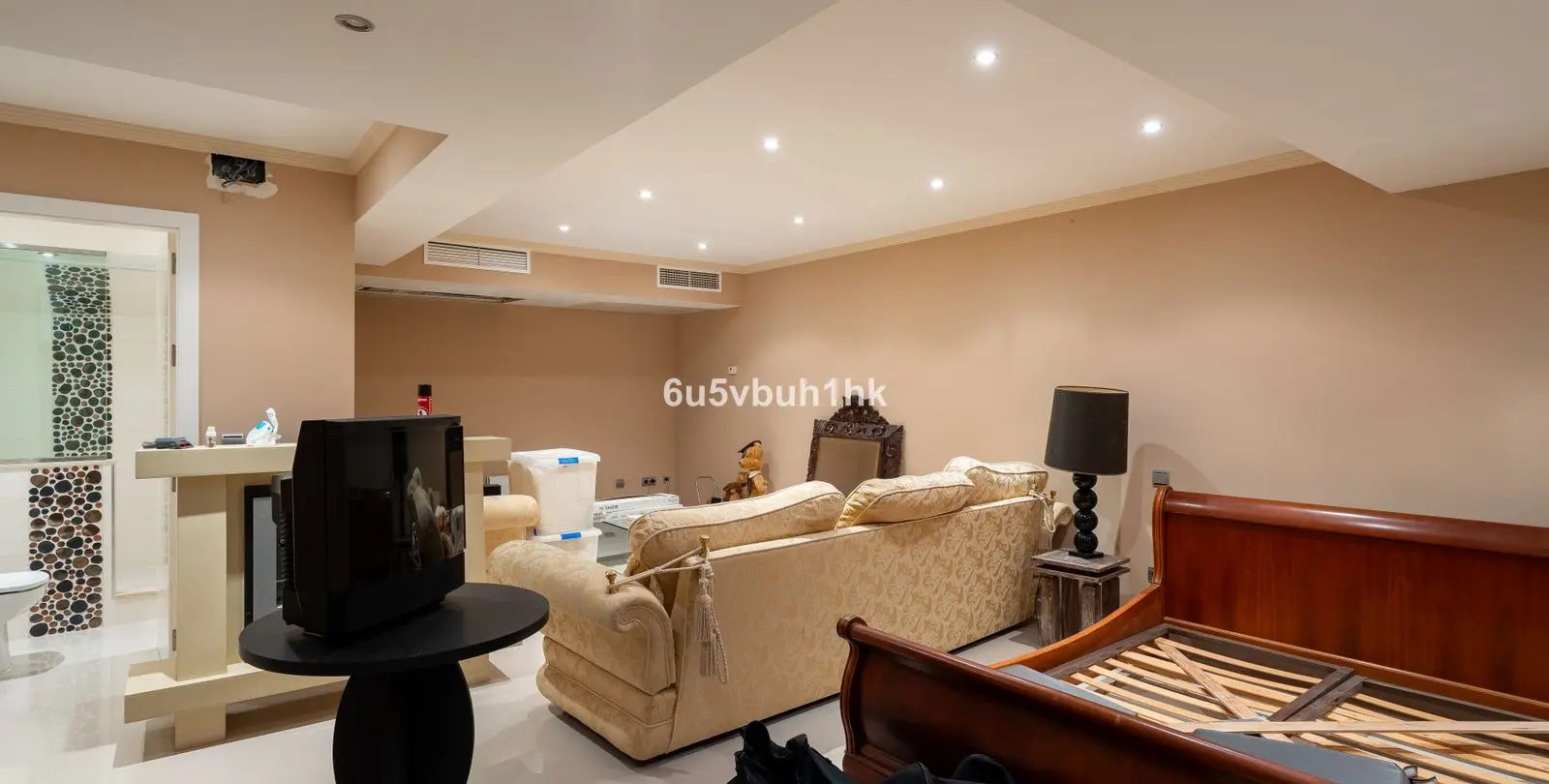 Sale of townhouse in Nueva Andalucía 20