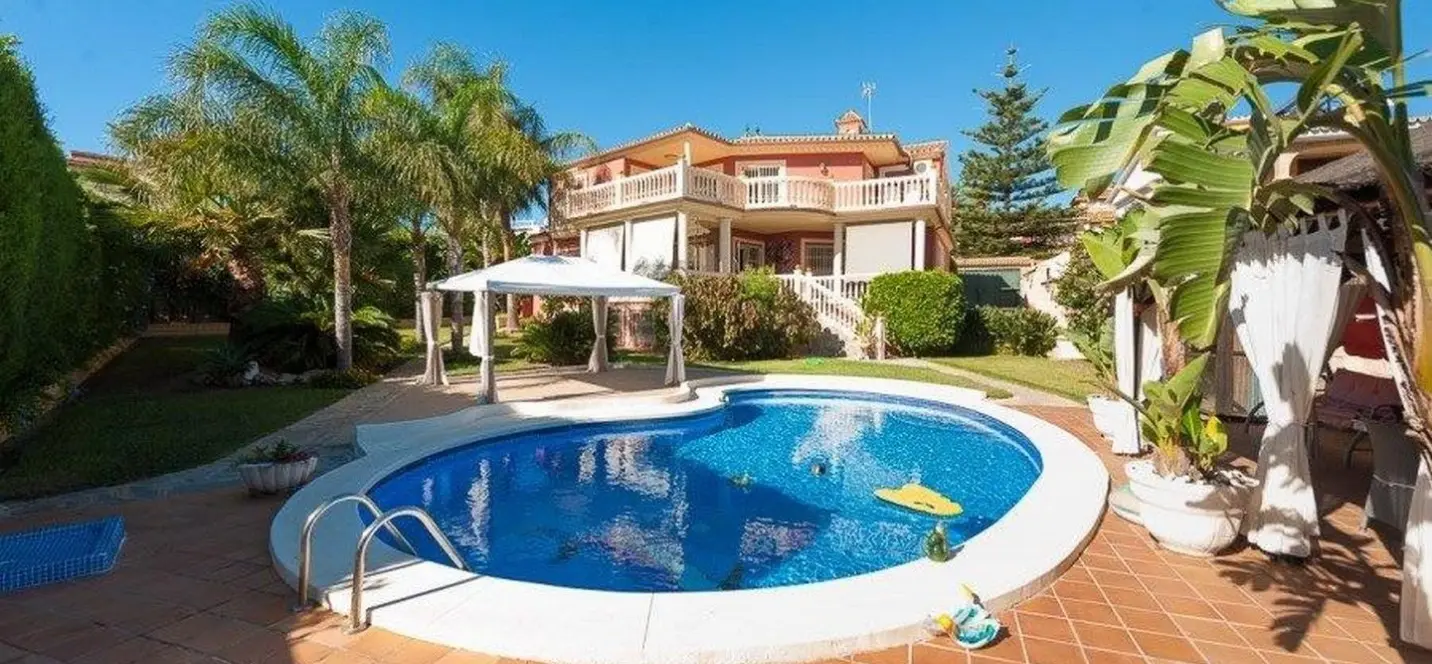 Venta de villa independiente en Playamar 0