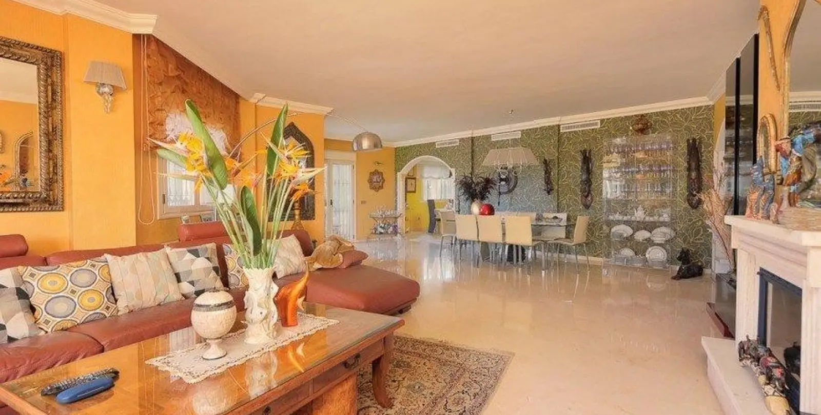 Venta de villa independiente en Playamar 2