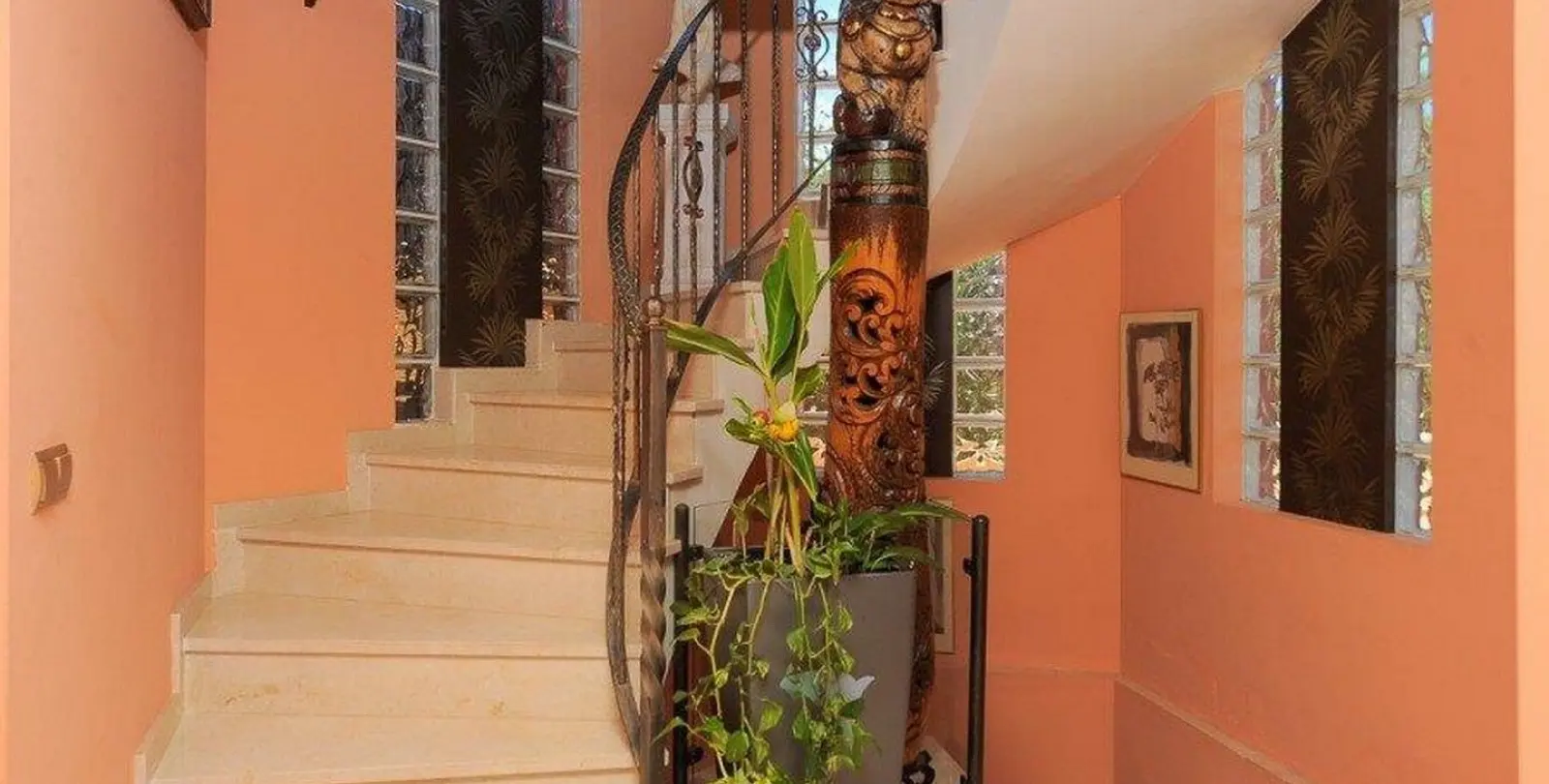 Venta de villa independiente en Playamar 24