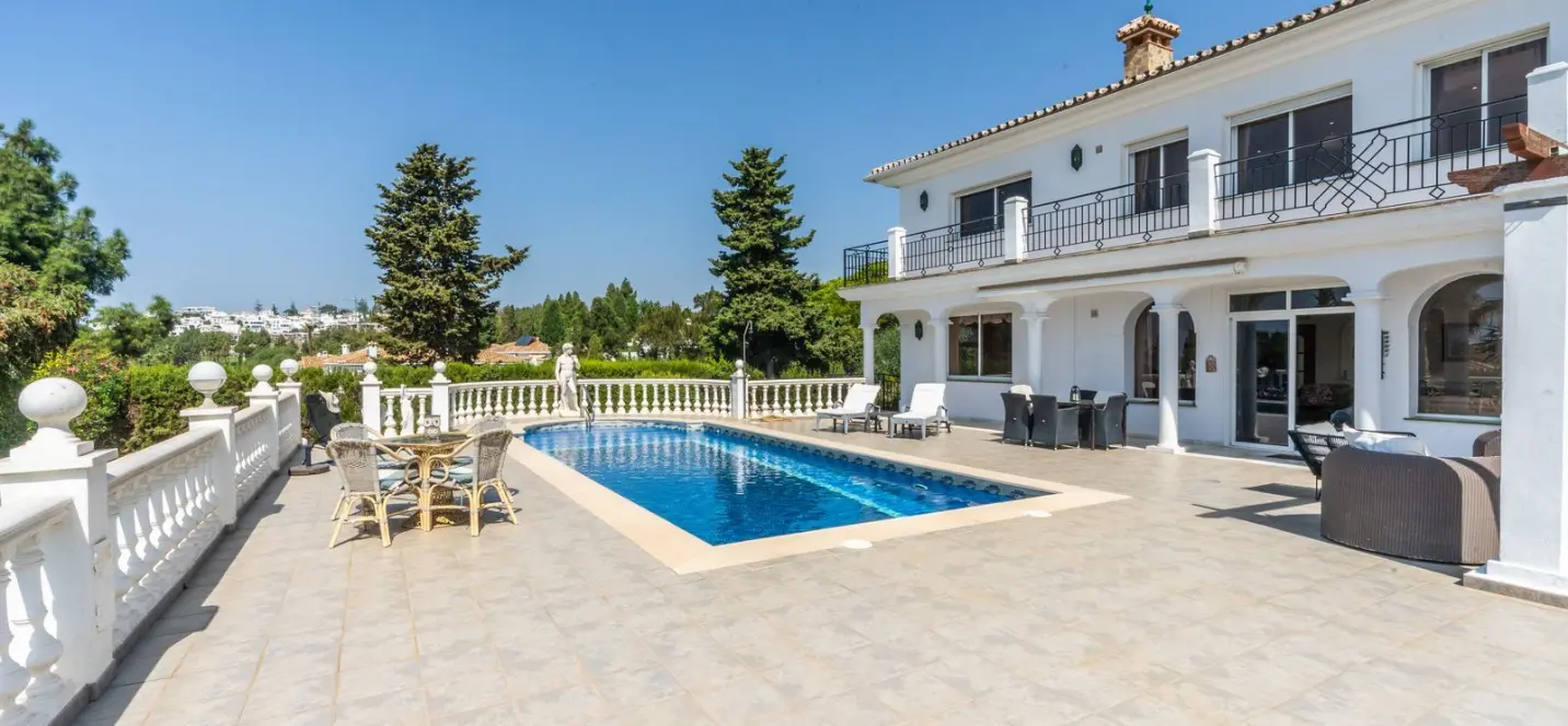 Venta de villa independiente en El Chaparral 2