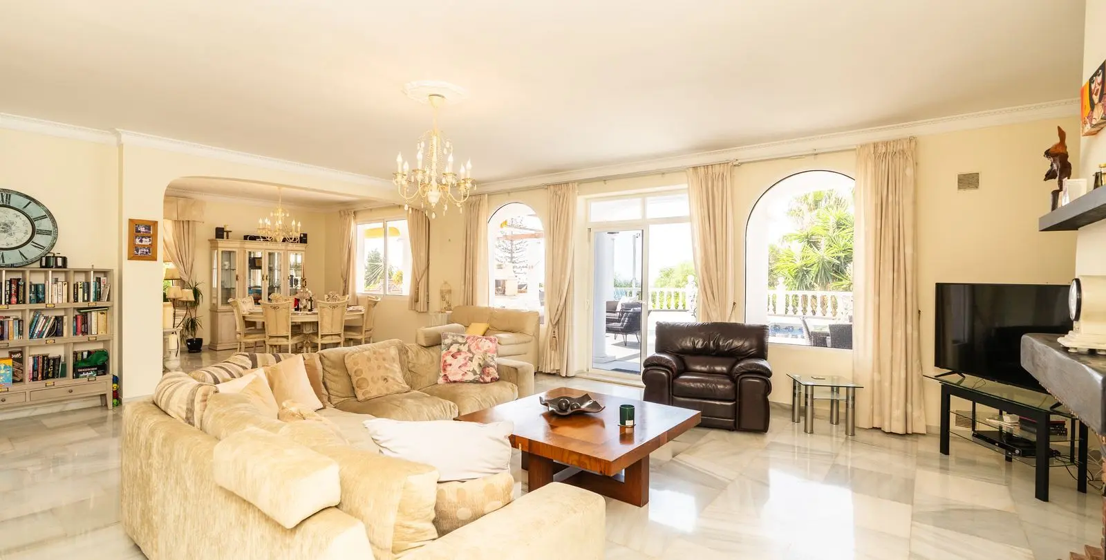 Venta de villa independiente en El Chaparral 10