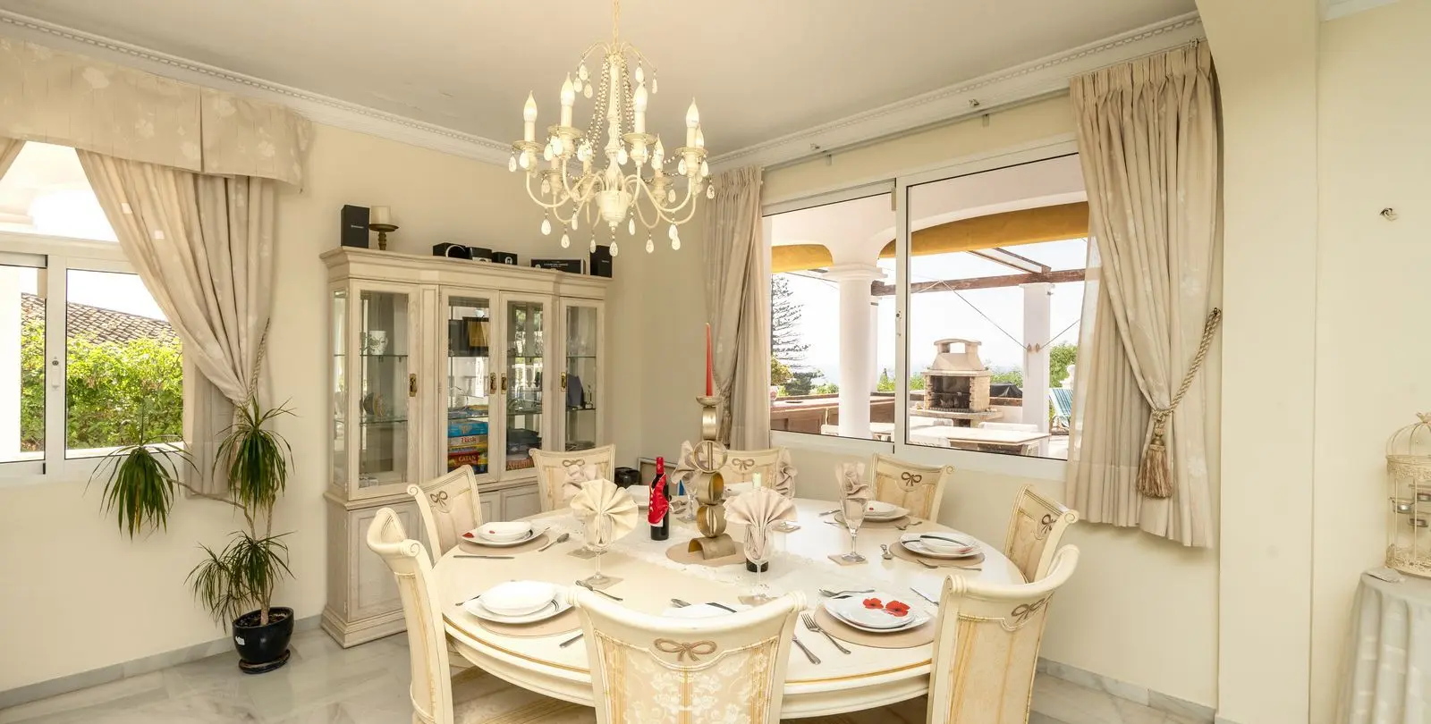 Venta de villa independiente en El Chaparral 13
