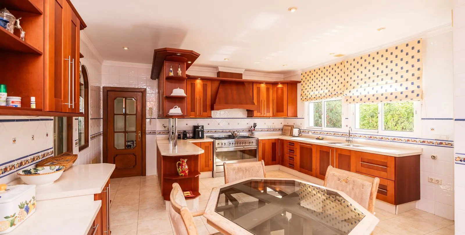 Venta de villa independiente en El Chaparral 15