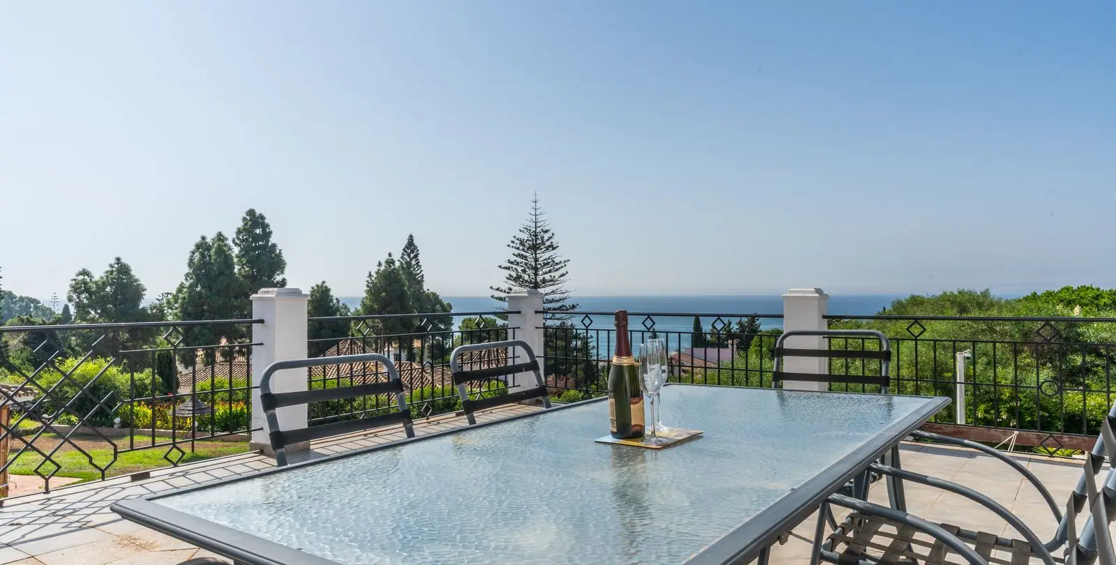 Venta de villa independiente en El Chaparral 25