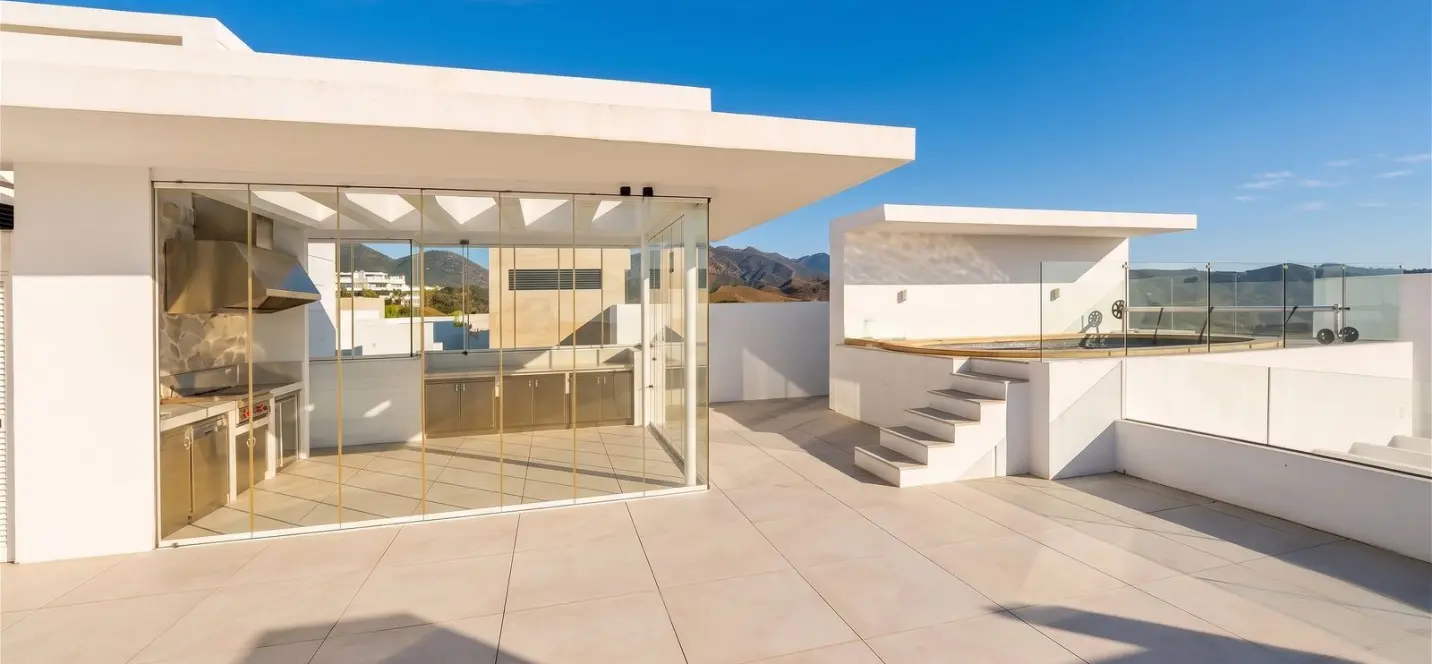 Venta de ático dúplex en Ojén 2