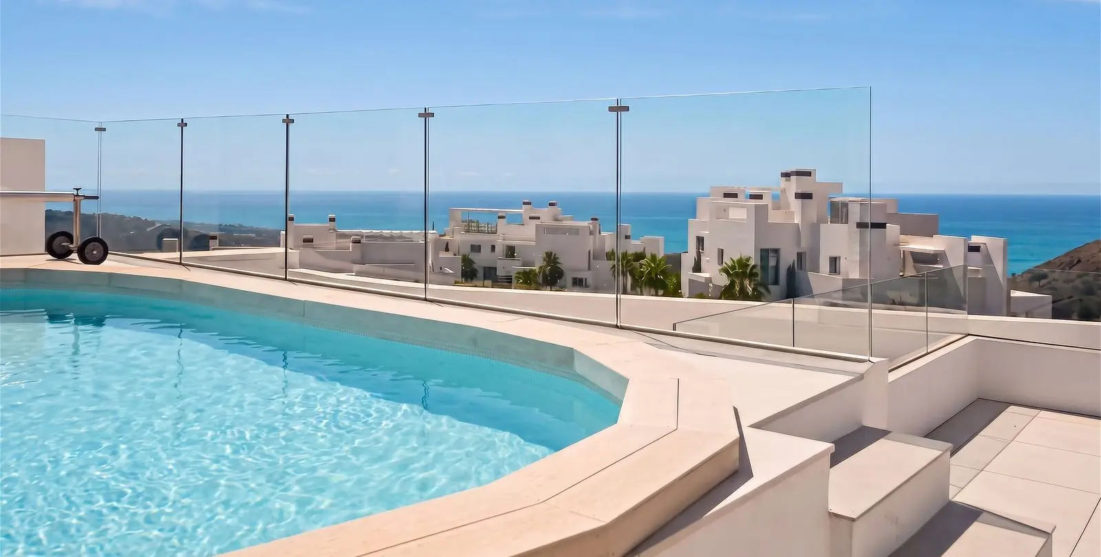 Venta de ático dúplex en Ojén 29