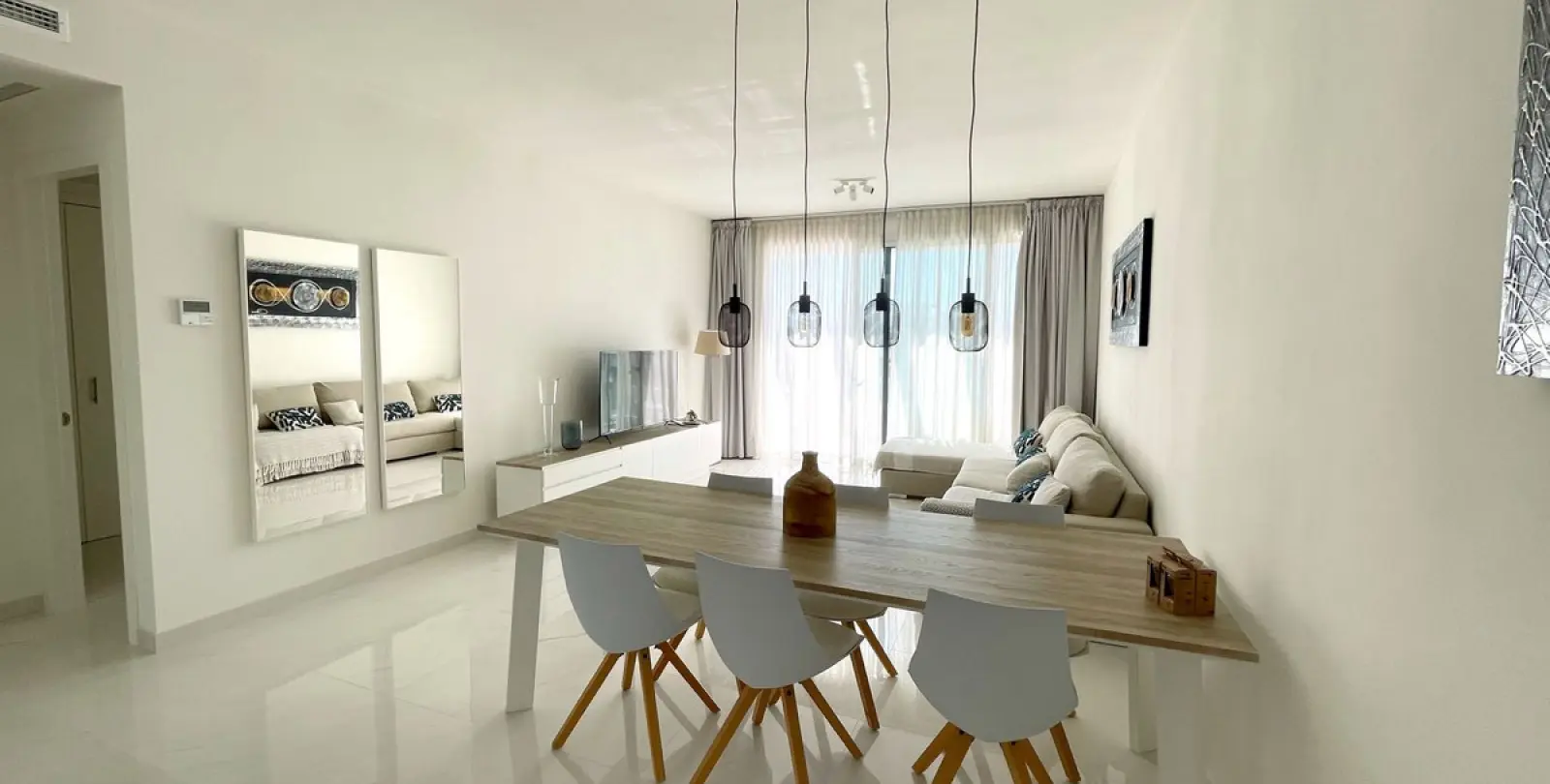 Long-term rent of penthouse duplex in Bel Air 2