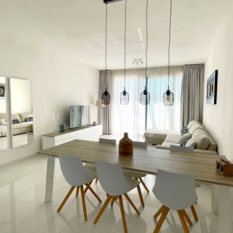Long-term rent of penthouse duplex in Bel Air