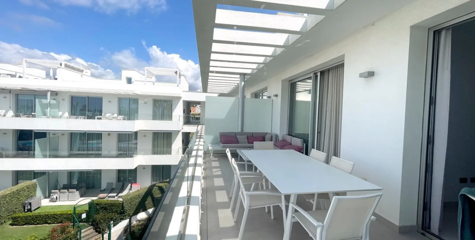 Long-term rent of penthouse duplex in Bel Air 9