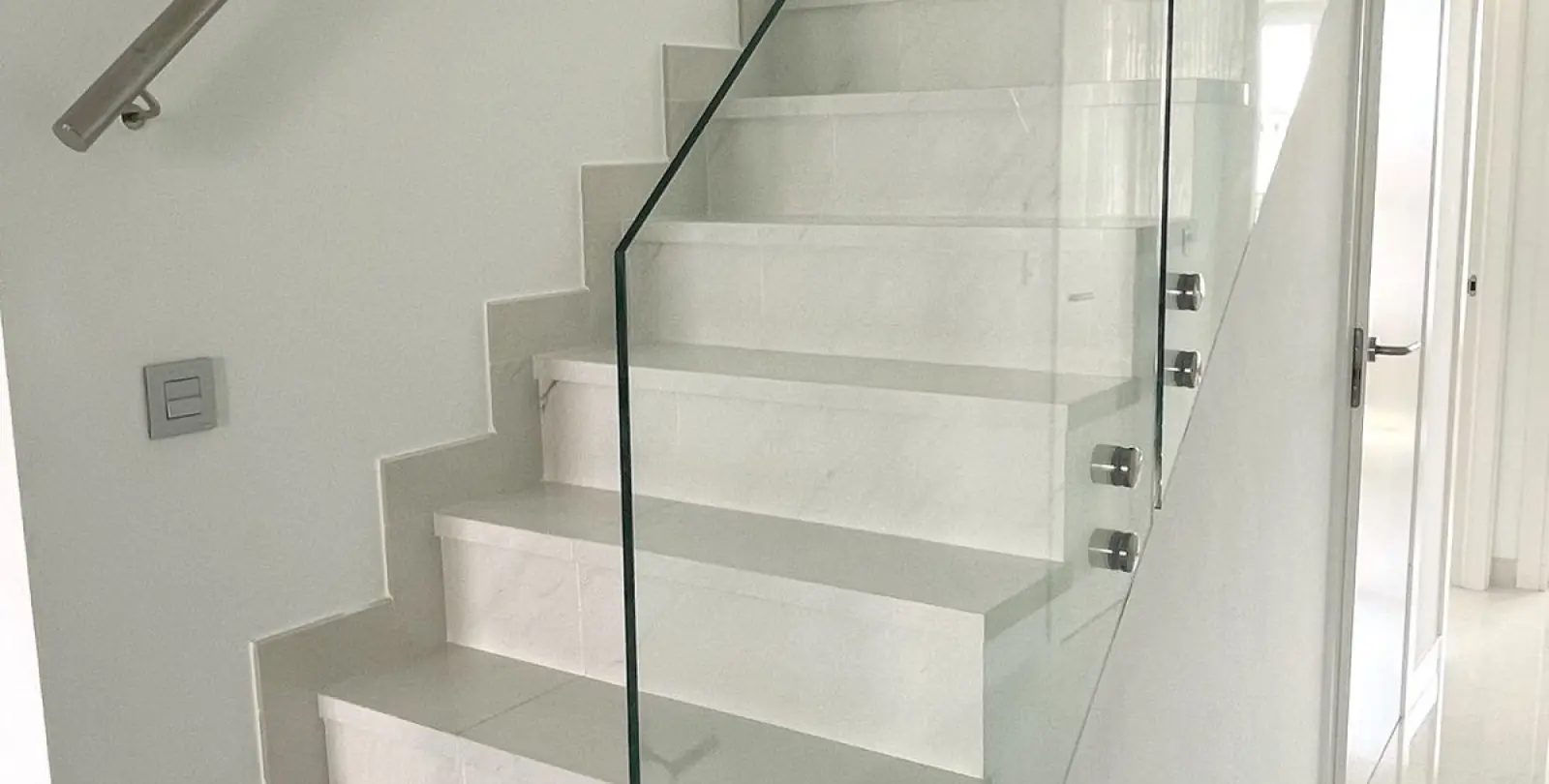 Long-term rent of penthouse duplex in Bel Air 11