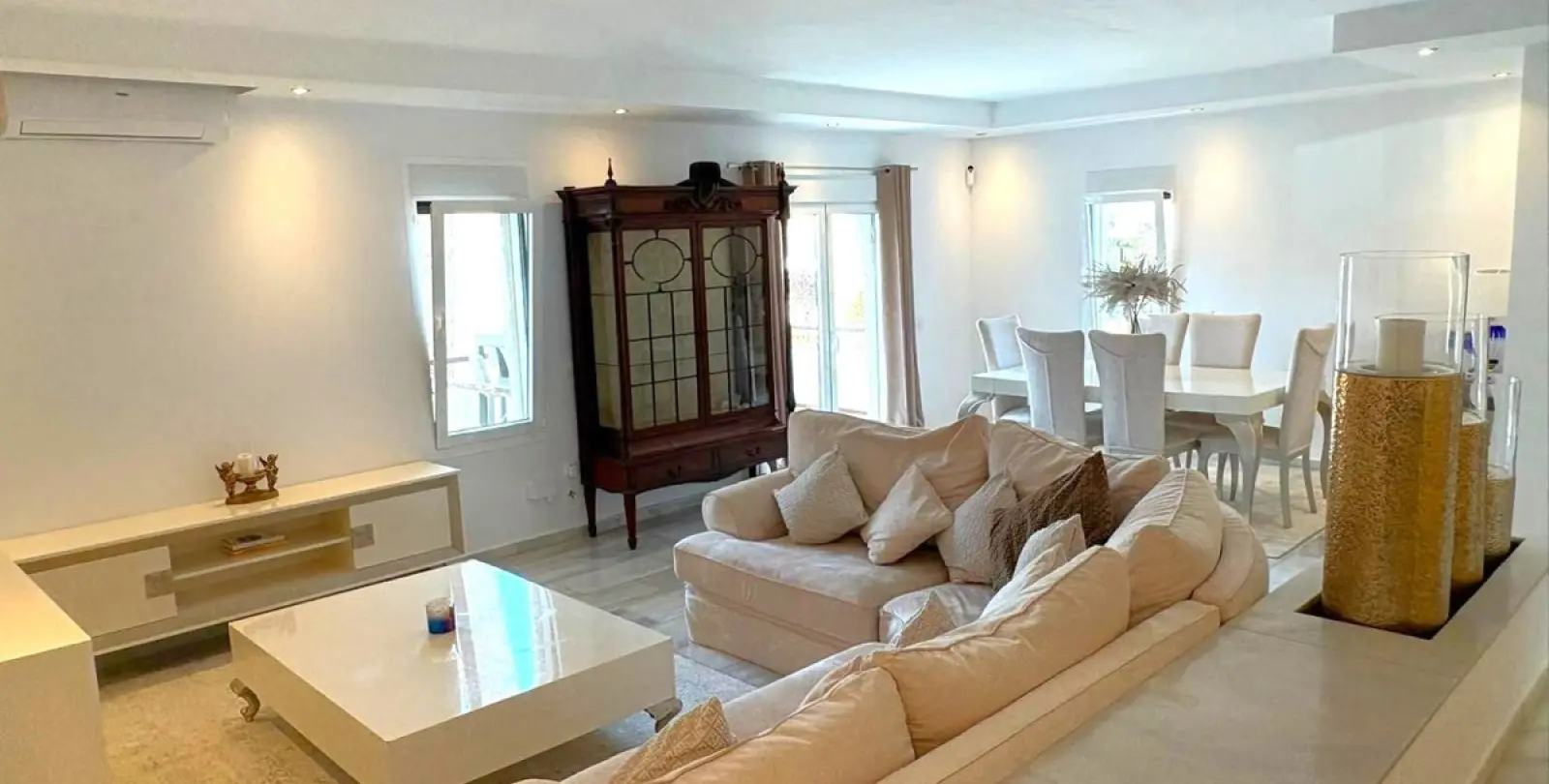 Long-term rent of townhouse in Nueva Andalucía 8