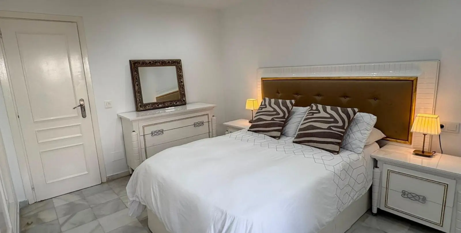 Long-term rent of townhouse in Nueva Andalucía 18