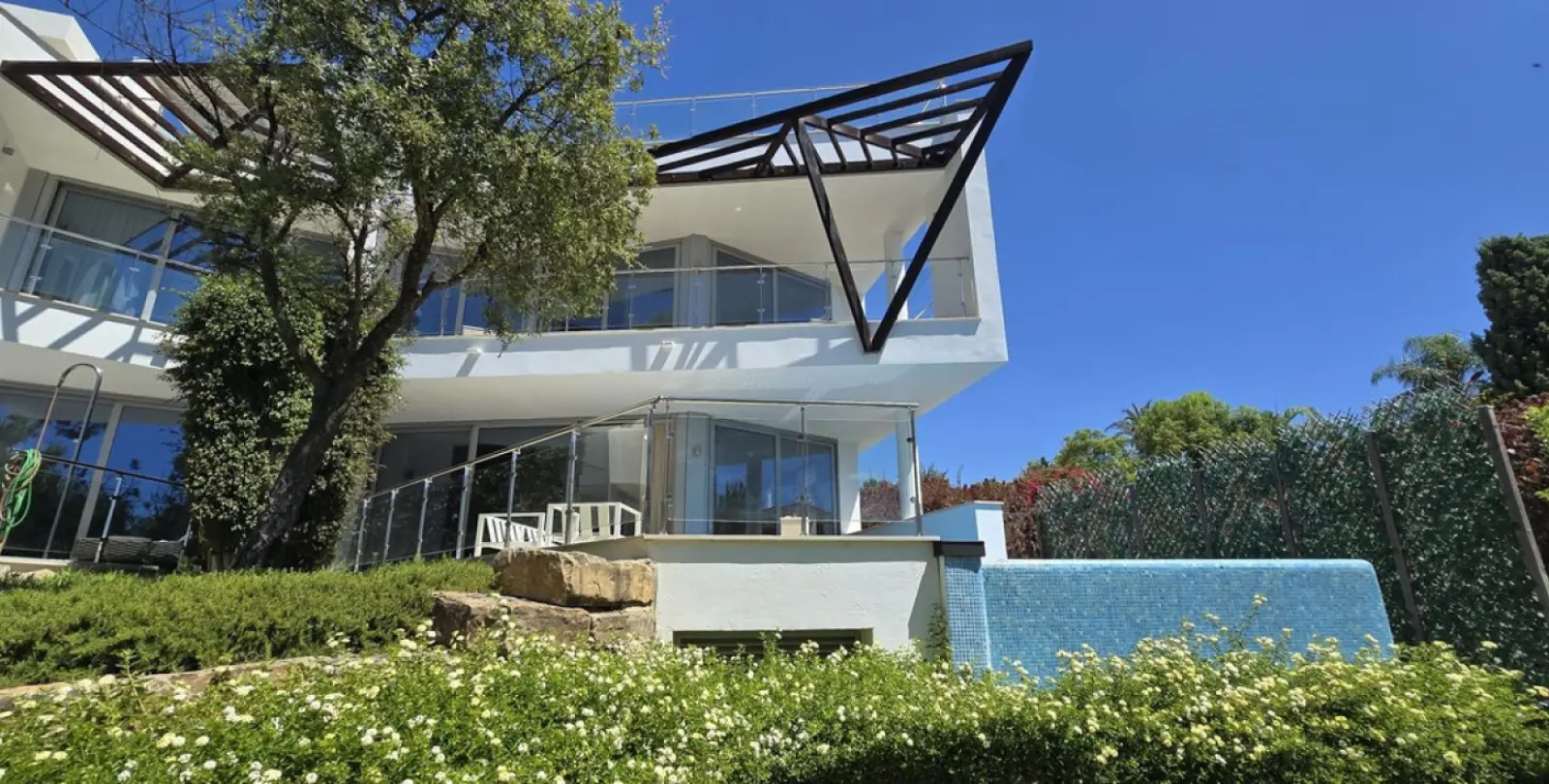 Long-term rent of semi-detached house in Sierra Blanca 4