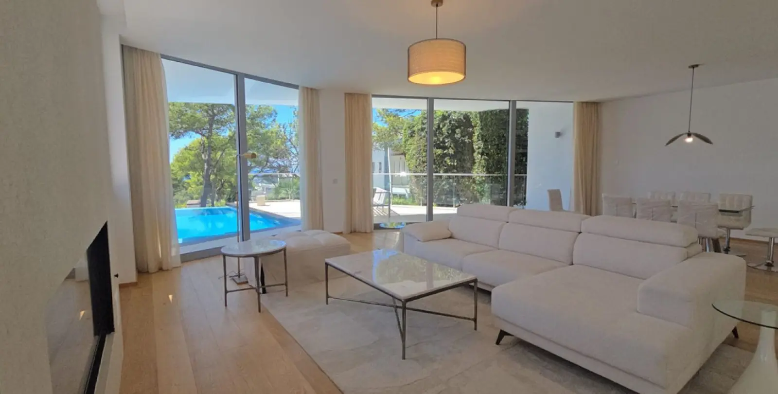 Long-term rent of semi-detached house in Sierra Blanca 13