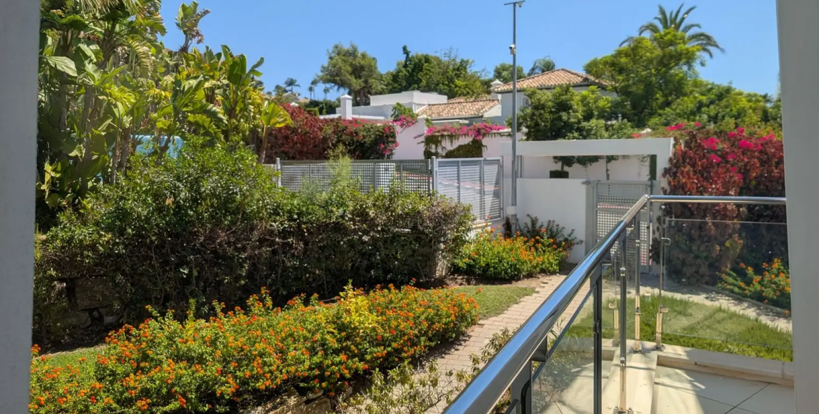 Long-term rent of semi-detached house in Sierra Blanca 21