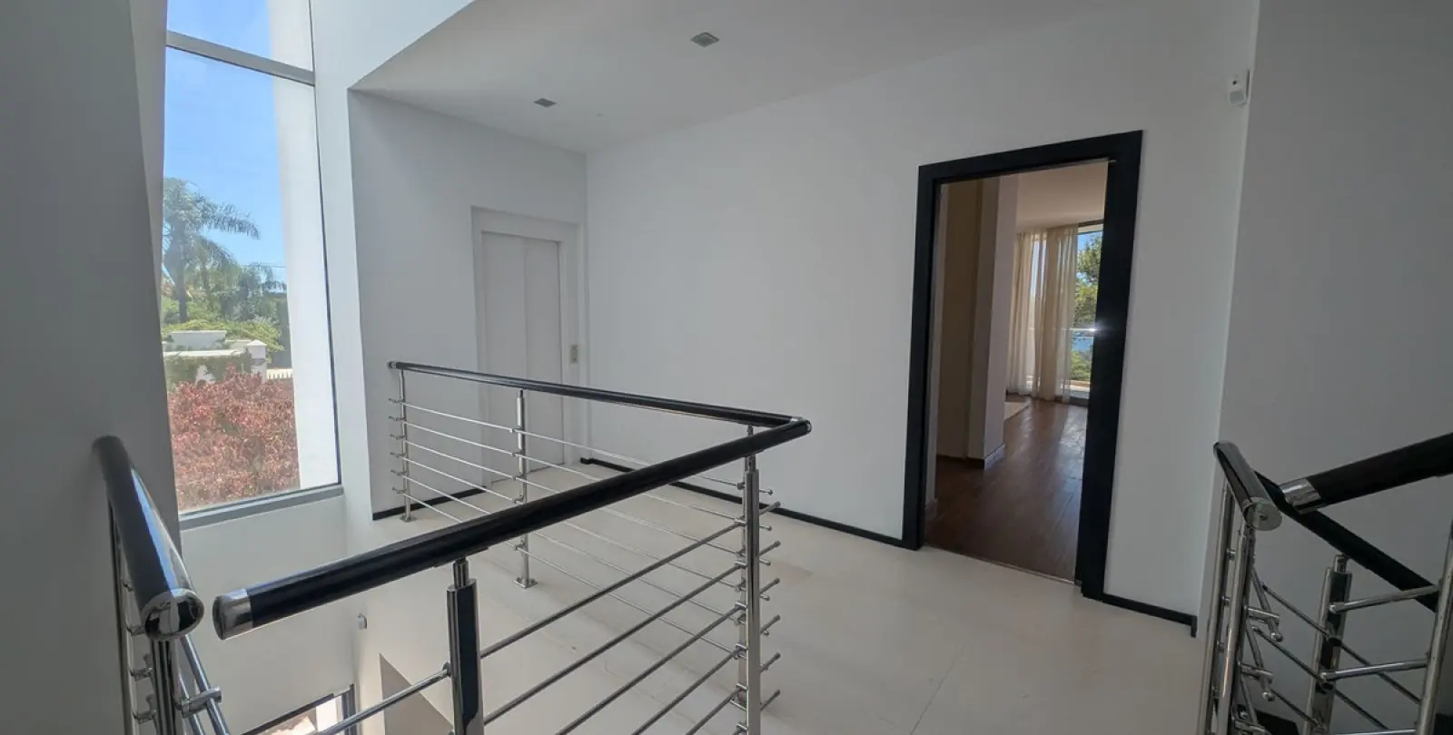 Long-term rent of semi-detached house in Sierra Blanca 22