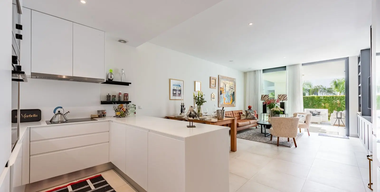 Venta de apartamento en planta baja en El Paraiso 7