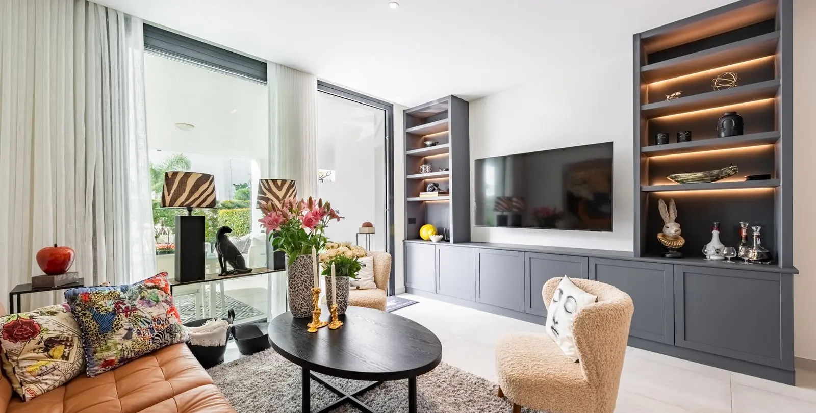 Venta de apartamento en planta baja en El Paraiso 9