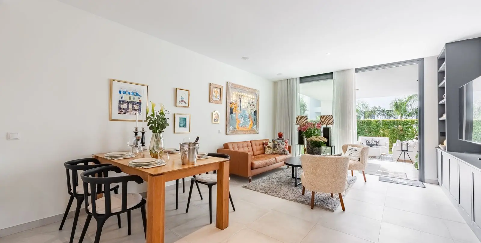 Venta de apartamento en planta baja en El Paraiso 10