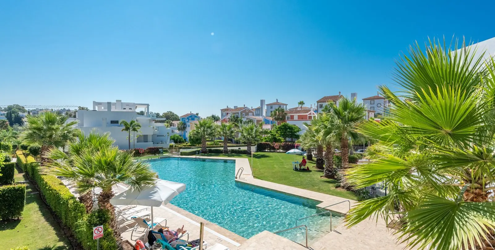 Venta de apartamento en planta baja en El Paraiso 20