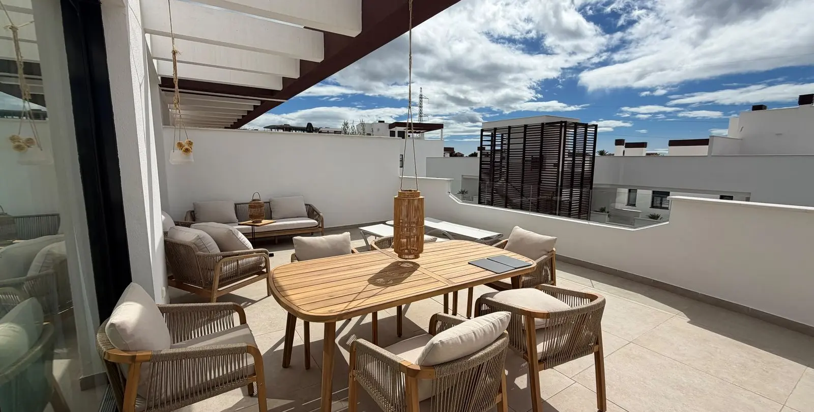 Long-term rent of penthouse duplex in Estepona 16